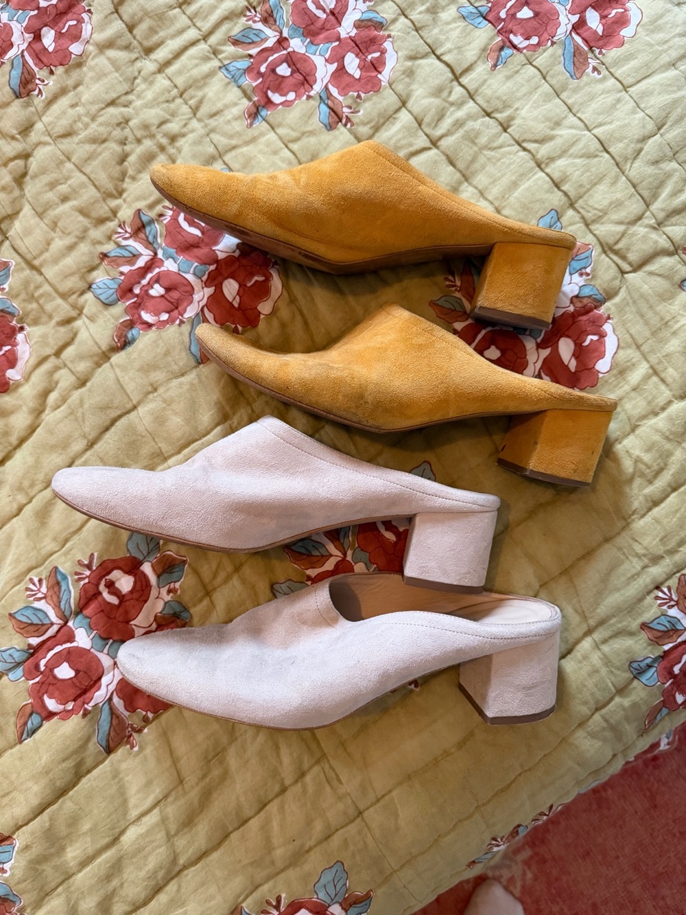 Pair of EVERLANE Low Block Heel SUEDE mule - Goldenrod and Bone Size 10